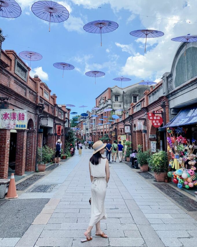三峽老街一日遊 | 三峽老街的歷史：不僅是台灣保存較為完整的傳統街區，更是集觀光、古蹟、美食、特產於一身的多元景點，從平民小吃到各類生活用品應有盡有